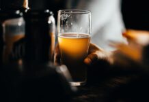 Нарколог рассказала о безопасных нормах употребления алкоголя c0418ad0-c8e2-4c64-b332-714be45185c8-67c6b629