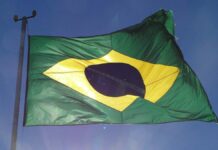 Специалисты из Бразилии проведут экспертизу бортовых самописцев самолета, потерпевшего крушение возле Актау dd310924-ad80-44d8-964f-63cbd2005dd0-67c4d111