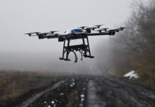 Дрон против «Бабы-Яги»: захватывающая воздушная дуэль беспилотников показала будущее войн fd26ecae-c727-414b-b35c-f269dcde1f5a-67c3427d