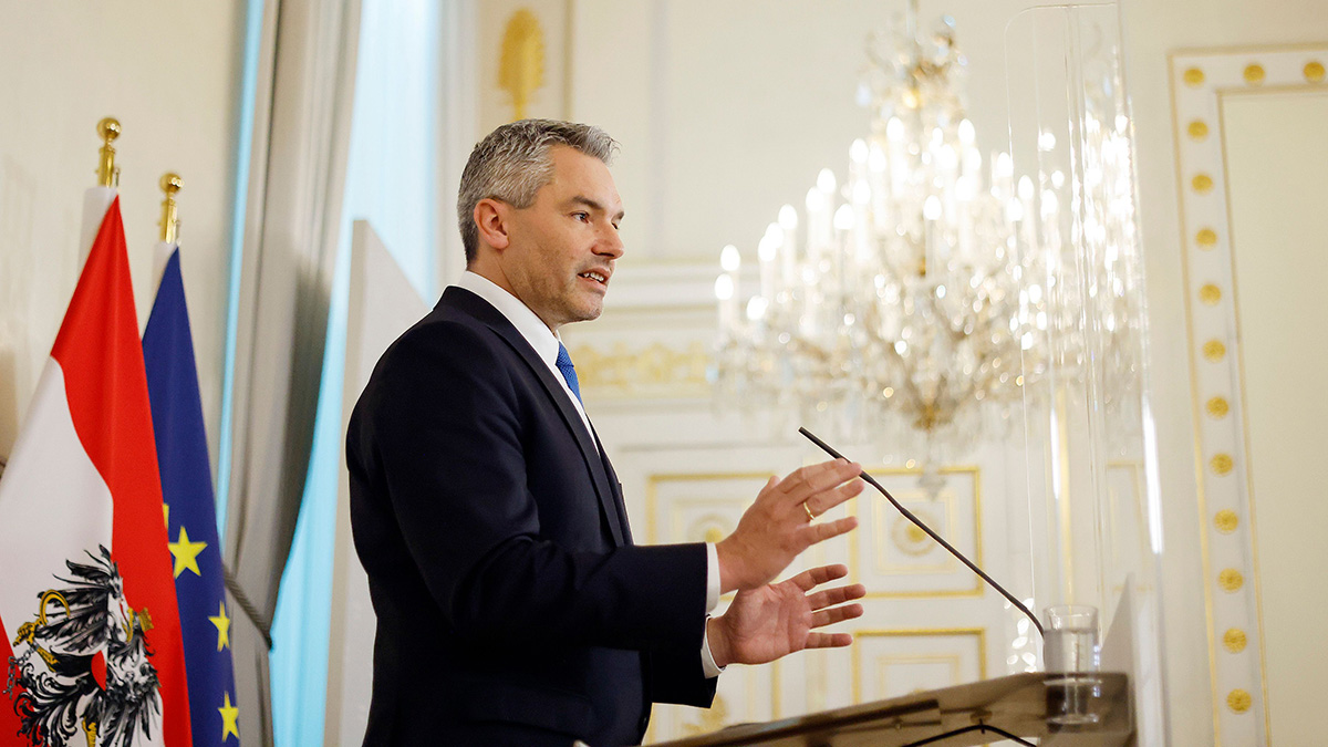 Канцлер Австрии Нехаммер заявил, что покинет свой пост