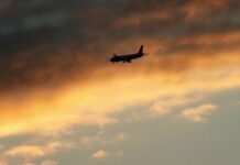 Успешное предотвращение авиационного инцидента в столичном аэропорту 33c146c0-95b1-434b-bc3c-cd0170222ef0-67ef99cc