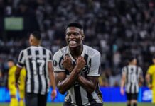 Зенит установил новый трансферный рекорд Современная история больших футбольных покупок в РПЛ 77448cb8-b2ad-45a8-ab9a-c8c45c6191ec-67e27493