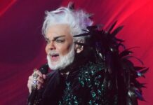 Обнародована стоимость роскошной новогодней елки Филиппа Киркорова 7aeb3e83-091f-4c2a-8237-5d267cf54e54-67d42794