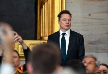 Илон Маск объяснил свой спорный жест на праздновании инаугурации 870a9417-7b0e-4400-bcdb-35bc254569ad-67e2af56