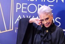 Светлая память сына Ирины Понаровской живет в сердцах близких a33579c3-b334-4c55-93a0-328ce97e8d65-67db14ad