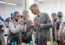 Московские предприятия открывают двери для горожан b2bd77ea-5c0b-4684-89f5-874a34f6bdf8-67dd301e