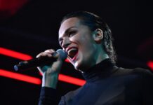 Певица Слава открыто рассказала о борьбе с эмоциональным выгоранием e1434d23-6006-48d1-a924-907d4ee32183-67cdc4f2