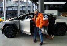 ee03a09c-0fd2-42f9-b434-996a15f9a34e-67dde249