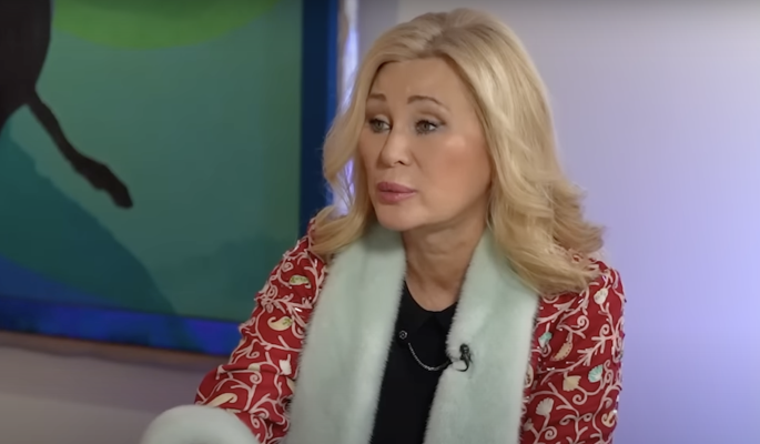 Продюсер рассказал, перед кем сейчас выступает Вика Цыганова