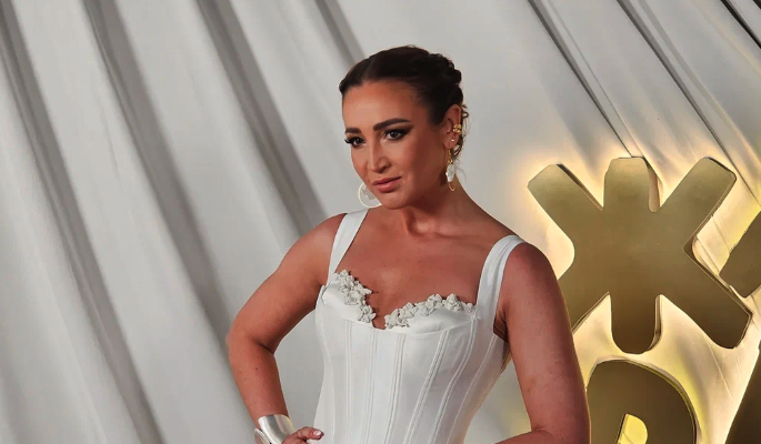 Дэнс резко ответила на претензии Бузовой: С памятью у меня все в порядке