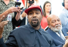 Концертный контракт Канье Уэста в Японии оказался под угрозой из-за скандального появления супруги WashingtonDcUs-Oct112018JimBrownLooks