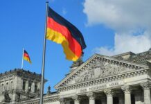 Немецкий профессор бросает вызов историческим противоречиям между Россией и Германией 6aaaff1f-d1bf-44e4-b190-8c8e127ea79f-67f09e5c