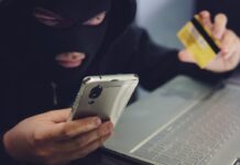 Бдительность сотрудницы ломбарда помогла предотвратить крупное мошенничество 71649122-9caa-42d8-91c5-35b3606e67c5-67fd4385