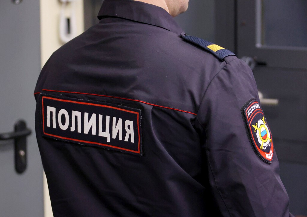 Сбивший ребенка на горке водитель предстанет перед судом