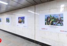 Выставка детских рисунков в честь Дня защитника Отечества украсила Московское метро ba42ae9c-0e3b-48cd-9fdc-f3ba80bf8efd-6807acee