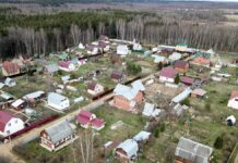 Февральские хлопоты: готовимся к дачному сезону с радостью Вид с квадрокоптера на дачные участки в Московской области