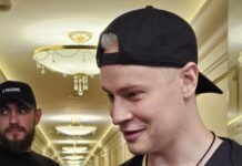 Строки из композиции SHAMAN украсили величественный монумент f253af5d-bc9b-4243-a428-24eec880ca02-6800c702