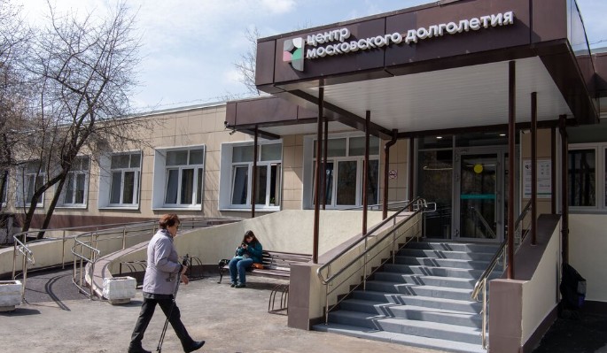 Образовательные программы и занятия с психологами: как пройдет новый сезон "Московского долголетия"