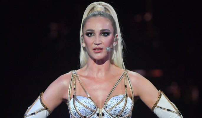 Волочкова раскритиковала вульгарное поведение Бузовой