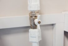 Активные работы по восстановлению водоснабжения в Партизанске после аварии на водоводе aktivnye raboty po vosstanovleniyu vodosnabzheniya v partizanske posle avarii na vodovode-ekbonline-ru-174267203100-0