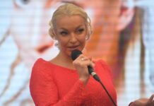 Анастасия Волочкова и Большой театр истории любви в новогодних декорациях anastasiya volochkova i bolshoj teatr istorii lyubvi v novogodnih dekoracziyah-ekbonline-ru-174258470800-0