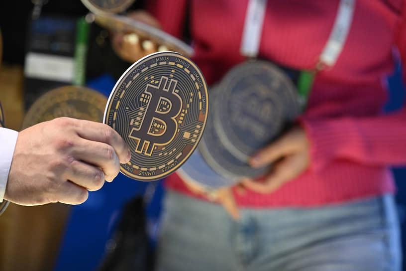 ЦБ планирует запустить экспериментальные торги криптовалютой-0