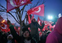 Центральный банк Турции укрепляет лиру на фоне изменений в Стамбуле и планов Borsa İstanbul czentralnyj bank turczii ukreplyaet liru na fone izmenenij v stambule i planov -ekbonline-ru-174247261800-0