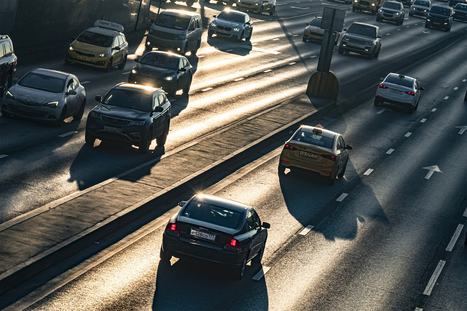 Городские магистрали и их влияние на социальные связи-0