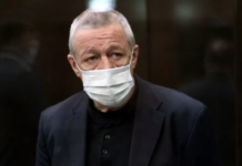 Михаил Ефремов в ИК мотивирует заключённых на утреннюю зарядку и подаёт надежды на УДО mihail efremov v ik motiviruet zaklyuchyonnyh na utrennyuyu zaryadku i podayot nadezhdy na udo-ekbonline-ru-174280417700-0