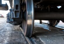 Первый рейс туристического поезда Владивосток — Расон стартует ко Дню Победы pervyj rejs turisticheskogo poezda vladivostok rason startuet ko dnyu pobedy-ekbonline-ru-174282998100-0