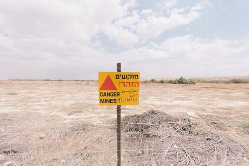 Польша и Прибалтика собираются минироваться