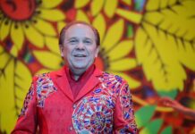 Россия требует покаяния артистов для возвращения Владимир Девятов выступил с жестким заявлением rossiya trebuet pokayaniya artistov dlya vozvrashheniya vladimir devyatov vystupil s zhestkim zayavleniem-ekbonline-ru-174277079700-0