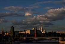 Сергей Гаврилов из Госдумы раскрыл секрет девятидневных майских каникул в России sergej gavrilov iz gosdumy raskryl sekret devyatidnevnyh majskih kanikul v rossii-ekbonline-ru-174278319900-0