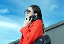 Смартфон будущего заряжается от солнечного света smartfon budushhego zaryazhaetsya ot solnechnogo sveta-ekbonline-ru-174099737900-0