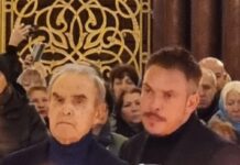 Светлая память великой актрисе: сын Инны Чуриковой преклонил колени в последнем прощании svetlaya pamyat velikoj aktrise syn inny churikovoj preklonil koleni v poslednem proshhanii-ekbonline-ru-174079439200-0