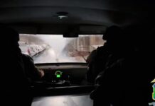 Успешное задержание поджигателей авто на улице Надибаидзе УМВД Приморья uspeshnoe zaderzhanie podzhigatelej avto na ulicze nadibaidze umvd primorya-ekbonline-ru-174322800400-0