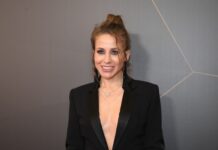 Юлия Барановская раскрыла секреты счастья от голландских исследователей yuliya baranovskaya raskryla sekrety schastya ot gollandskih issledovatelej-ekbonline-ru-174189549100-0