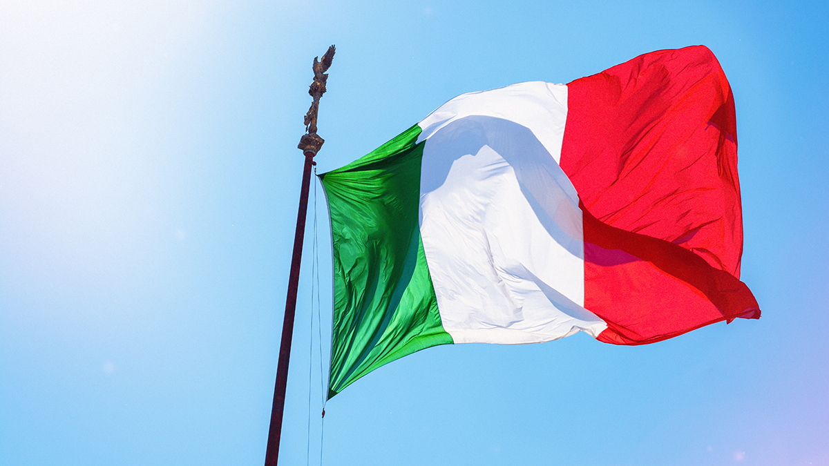 Ведущий итальянского RAI-3 резко прервал украинского журналиста за некорректное поведение