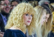 Алла Пугачёва и Никита Пресняков исследуют творческие пути друг друга alla pugachyova i nikita presnyakov issleduyut tvorcheskie puti drug druga-ekbonline-ru-174592114900-0