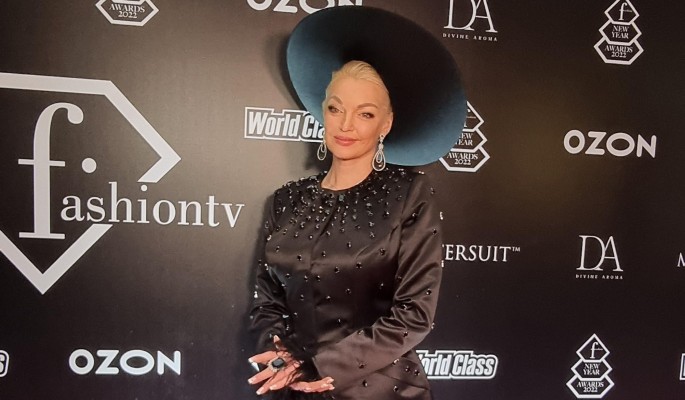 Анастасия Волочкова в шоке от происходящего с ней в интернете