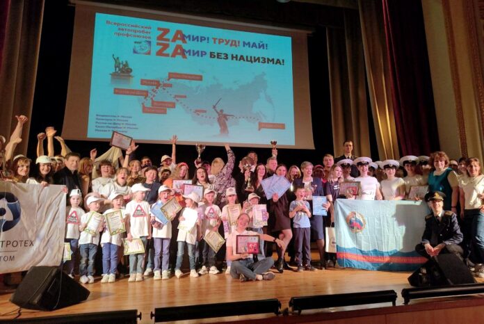 Андрей Ветлужских и Челябинский тракторный завод открыли фестиваль профсоюзов-0