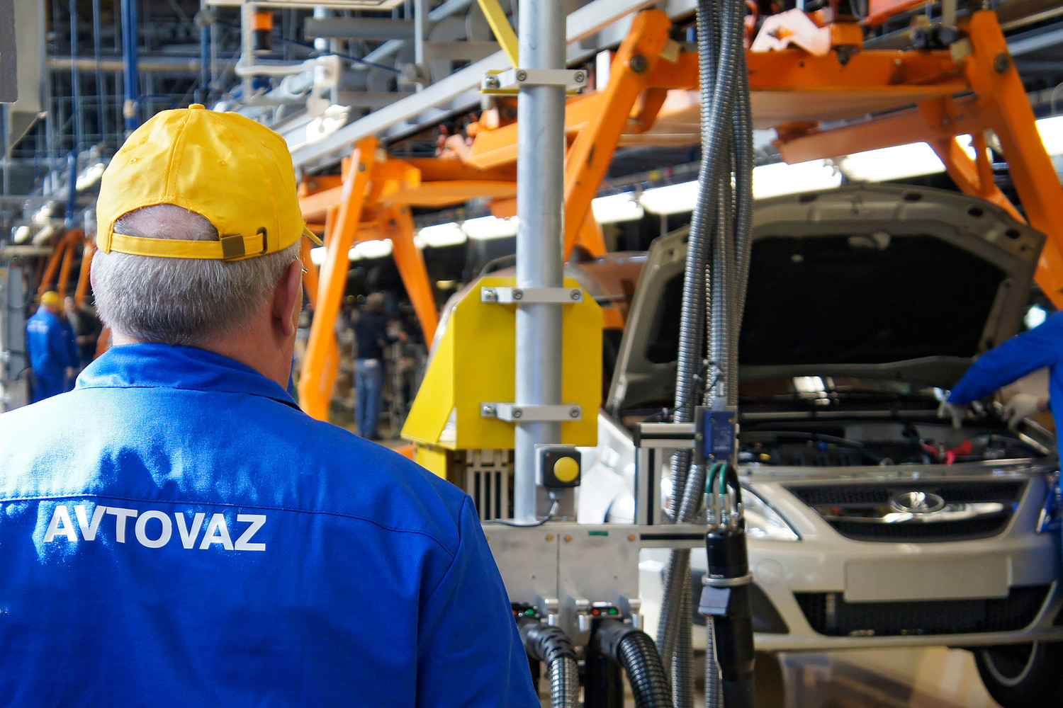 АвтоВАЗ наращивает потенциал Lada Granta и Vesta для стабилизации рынка-0