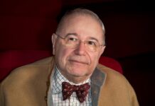 Евгений Петросян чувствует себя хорошо и готовится к юбилейному концерту evgenij petrosyan chuvstvuet sebya horosho i gotovitsya k yubilejnomu konczertu-ekbonline-ru-174454534700-0