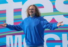 Игорь Николаев и дочь Вероника делятся вдохновением и семейным творчеством igor nikolaev i doch veronika delyatsya vdohnoveniem i semejnym tvorchestvom-ekbonline-ru-174399008600-0