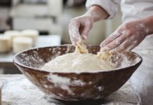 Как приготовить идеальное пельменное тесто с тонкой и эластичной текстурой kak prigotovit idealnoe pelmennoe testo s tonkoj i elastichnoj teksturoj-ekbonline-ru-174565679000-0