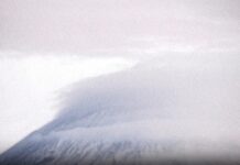 Ключевская сопка в действии - захватывающее извержение зафиксировал Дмитрий Мельников klyuchevskaya sopka v dejstvii zahvatyvayushhee izverzhenie zafiksiroval dmitrij melnikov-ekbonline-ru-174521272500-0