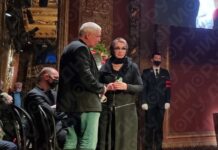 Памяти Владимира Качана на Троекуровском кладбище собрались близкие и коллеги pamyati vladimira kachana na troekurovskom kladbishhe sobralis blizkie i kollegi-ekbonline-ru-174432402000-0