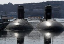 Подлодка «Волхов» ТОФ с ракетами «Калибр» вернулась на базу после 40-дневной миссии podlodka volhov tof s raketami kalibr vernulas na bazu posle 40dnevnoj missii-ekbonline-ru-174521978600-0