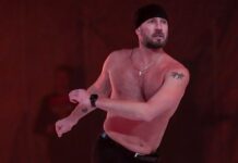 Роман Костомаров и Оксана Домнина - Возвращение на лёд в шоу Авербуха roman kostomarov i oksana domnina vozvrashhenie na lyod v shou averbuha-ekbonline-ru-174477064700-0