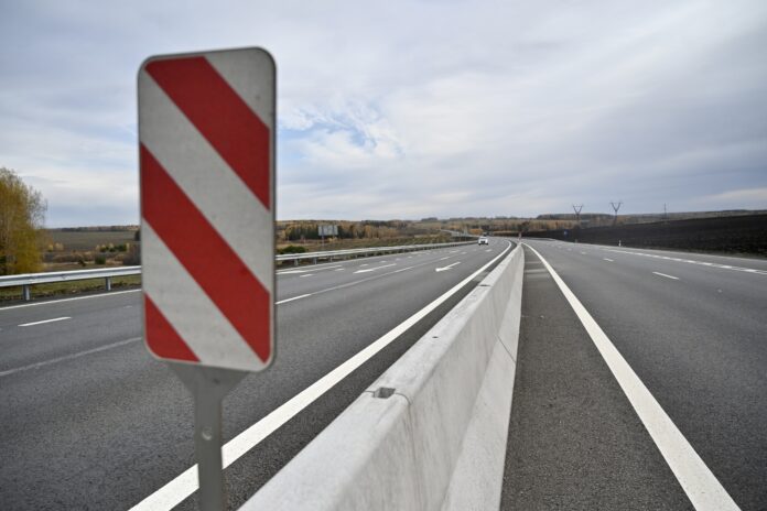 Управление автодорог Свердловской области ставит безопасность на трассах в приоритет-0